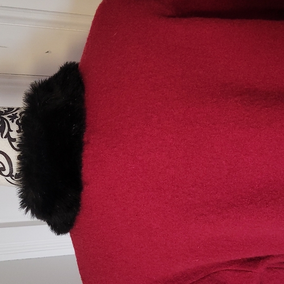 Carole Little vintage wool jacket red faux  fur cuffs and collar - Picture 4 of 11